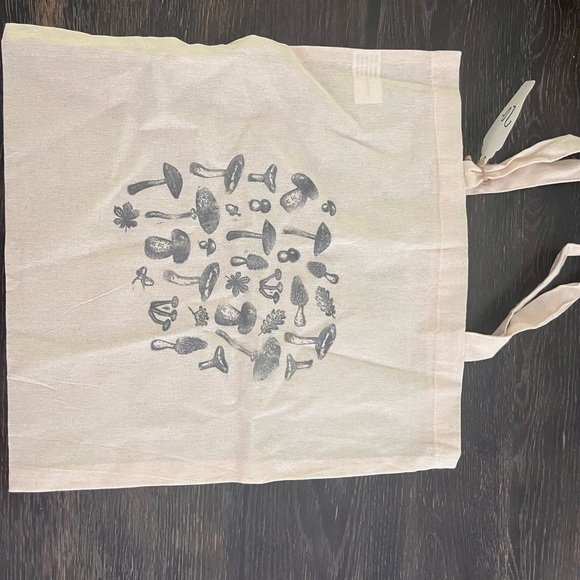 Hand stamped canvas bag - mushroom - Picture 3 of 4